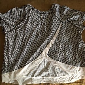 Lulu Lemon Split back top